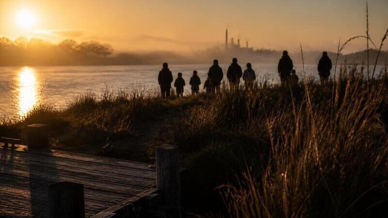 Stop the data centre on the bank of the Tamar river