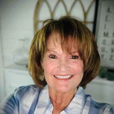 Debra Marigoni profile picture