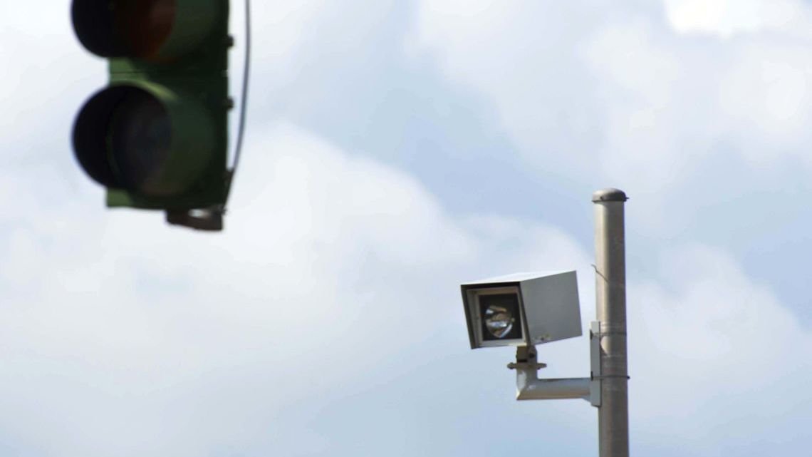 Petition · Give warnings for red light camera violations in the city of
