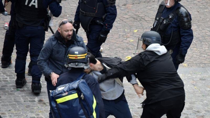 Vous Etes En Etat D'arrestation Tout Ce Que Vous Direz