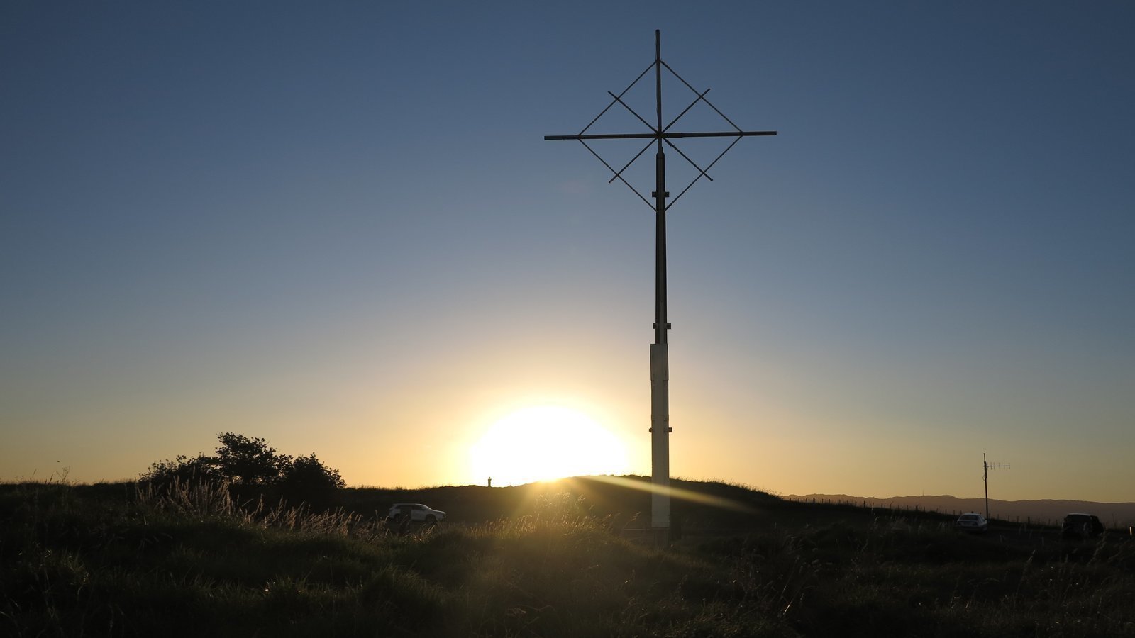 Petition · Restore Mt Roskill's Cross/Star Auckland, New Zealand