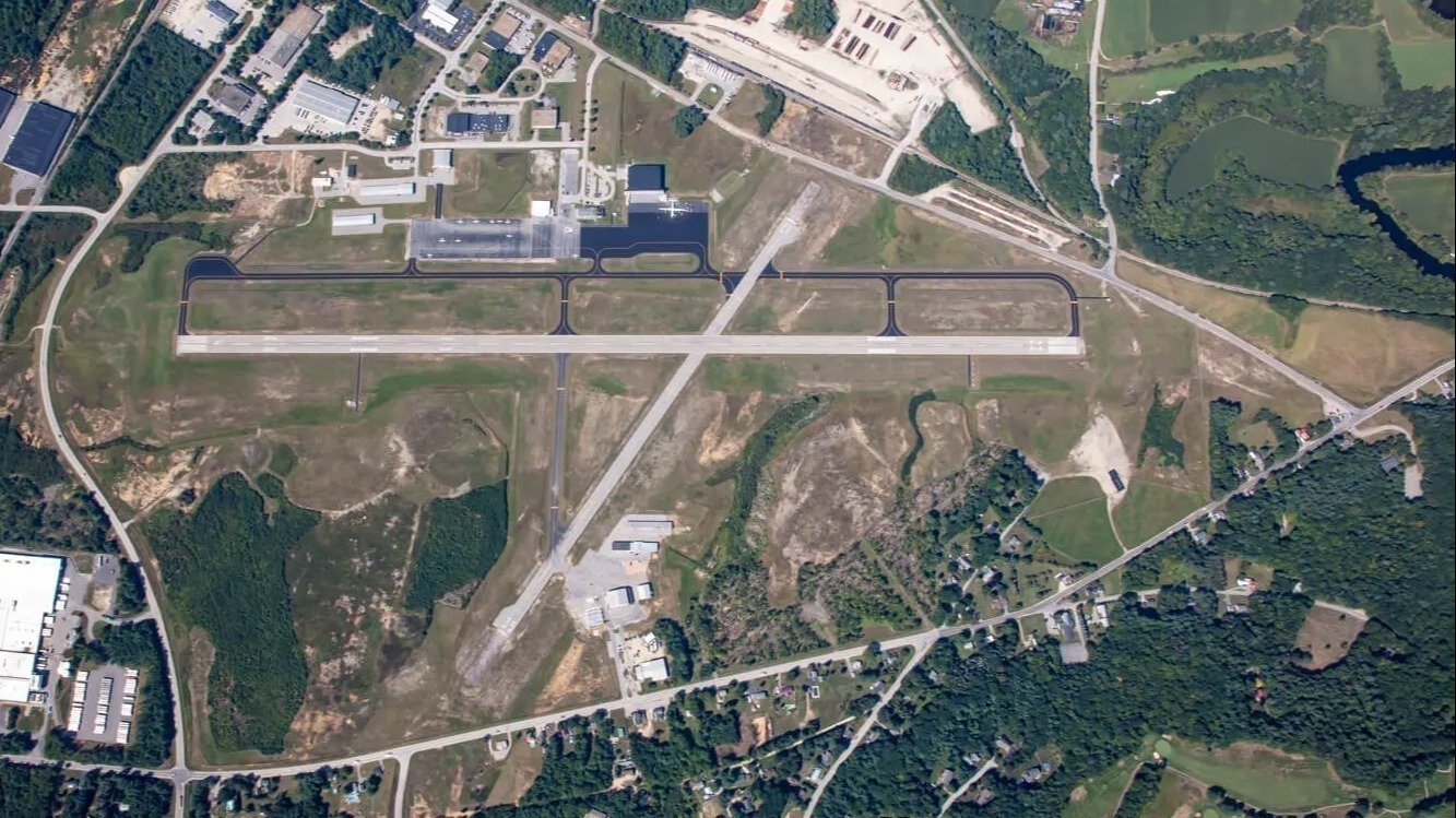 Petition · Bring Commercial Service to LEW airport! United States