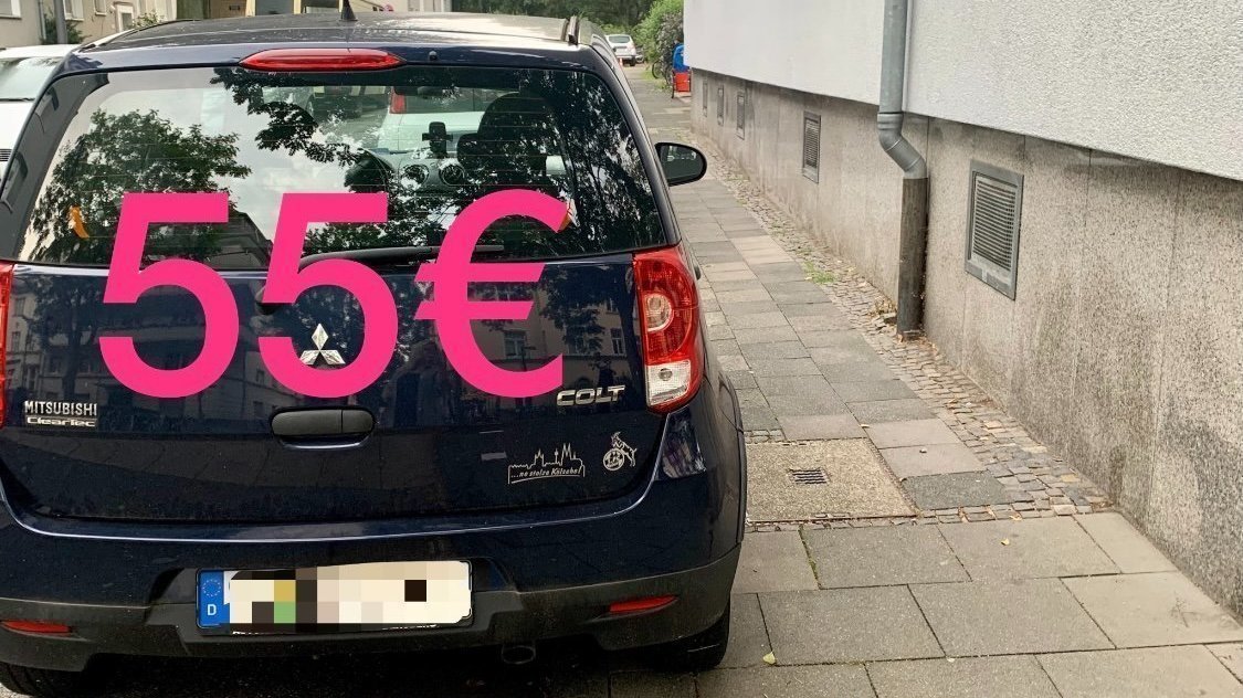Petition · Parken auf dem Gehweg ab 01 . 09 . 2021 für 55€ Bußgeld! Deutschland ·
