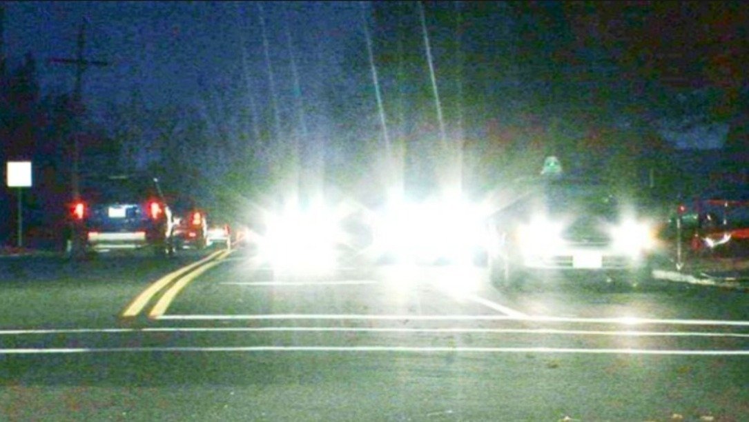 Petition · White led headlights should be banned in all kinds of