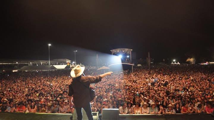 petition bring cmc rocks nq to a yearly event in townsville not