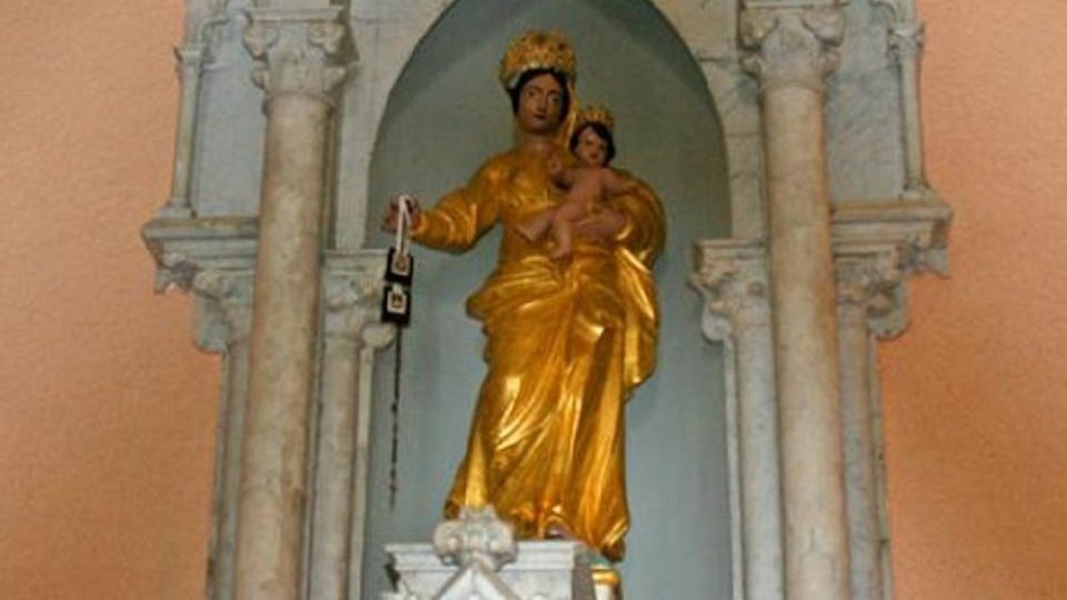 Pétition · Dites NON au départ de la statue de la vierge de NotreDame