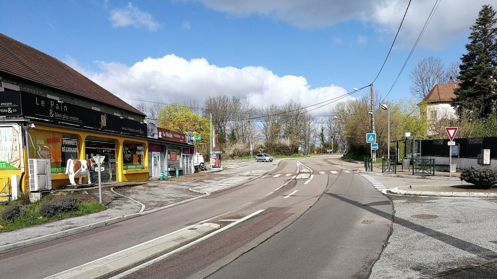 Pétition · Pour la sécurité routière dans le village de Larnod ·