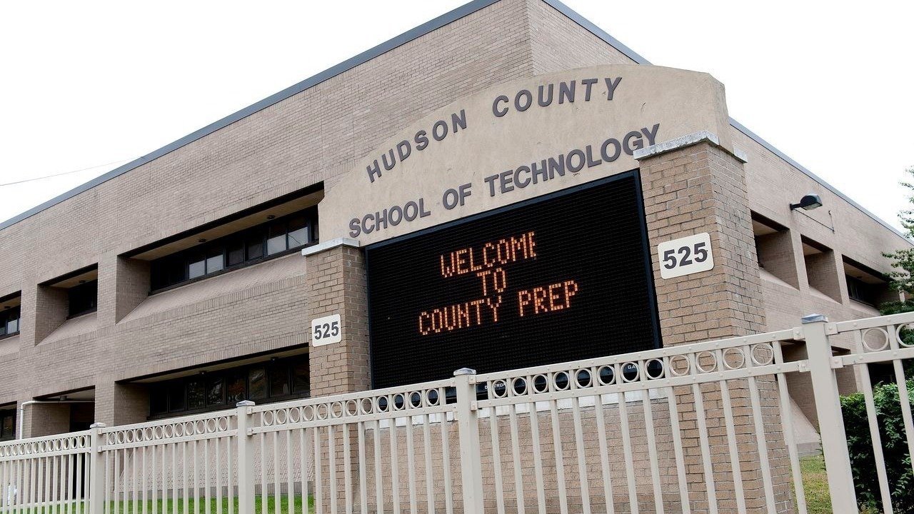 Petition · Don't Mandate Uniforms at County Prep United States