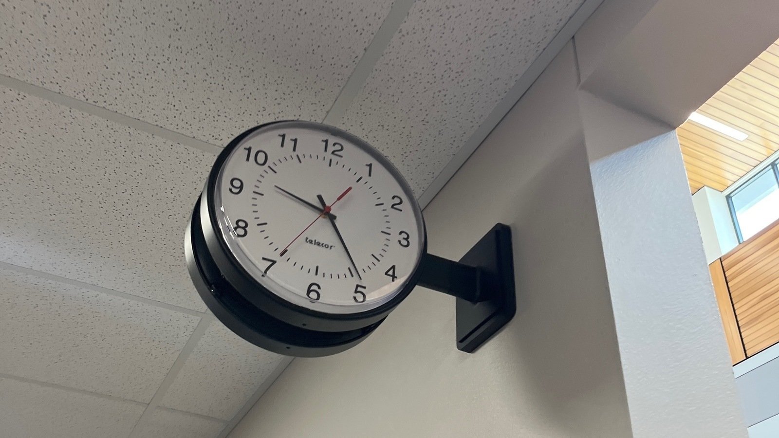 Petition · Make CMS West’s clocks accurate again United States