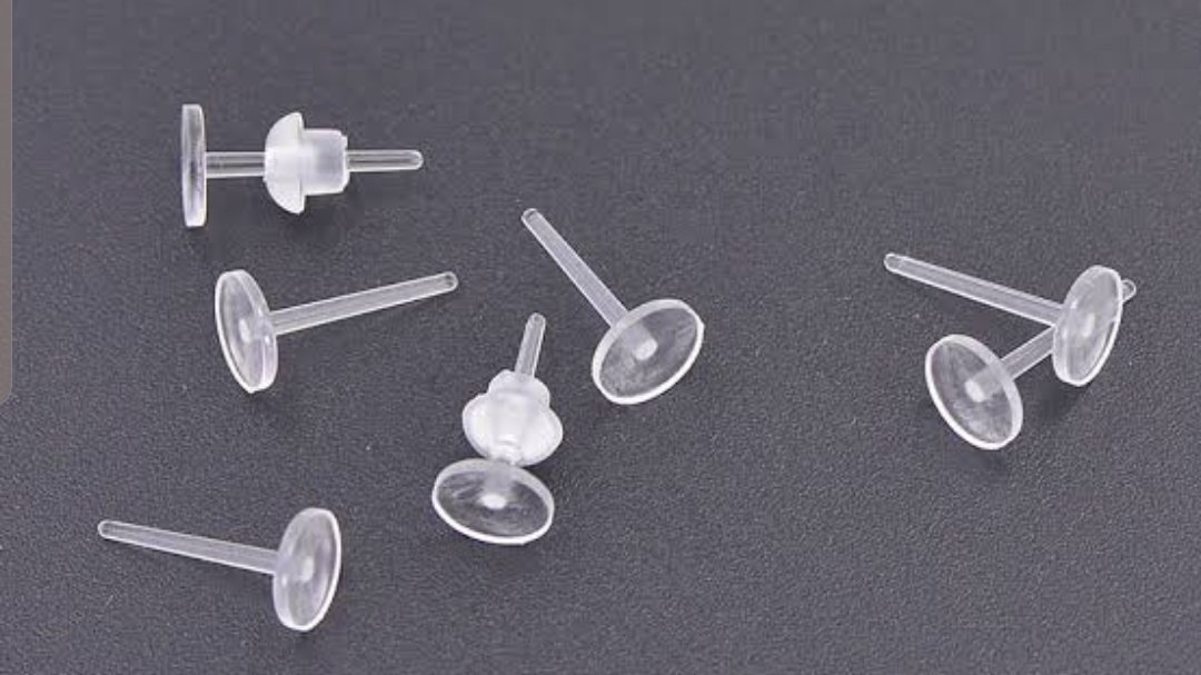 Petition · Eliminate the plastic stud at school ·