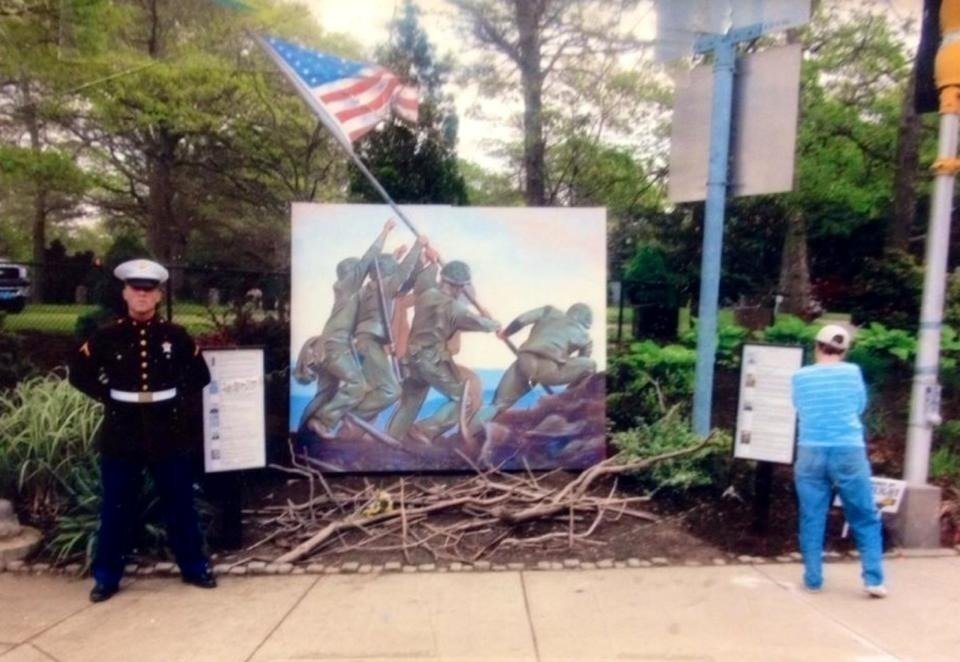 Petition · Please allow Steve Luciani's displays to continue on the corner of Old Stage Road in