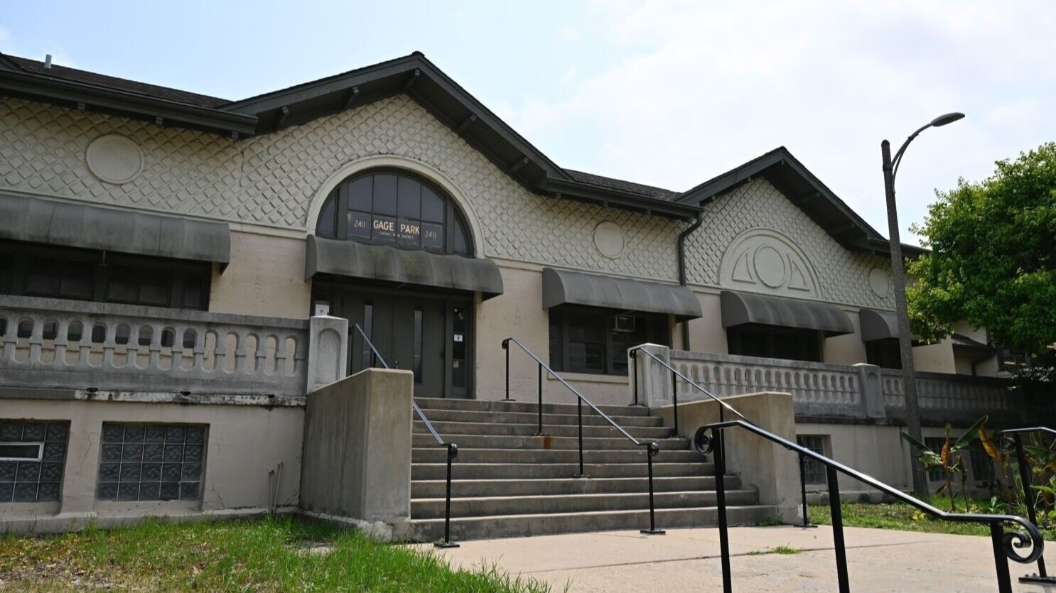Petition · Cancel the Gage Park Field House migrant shelter Chicago
