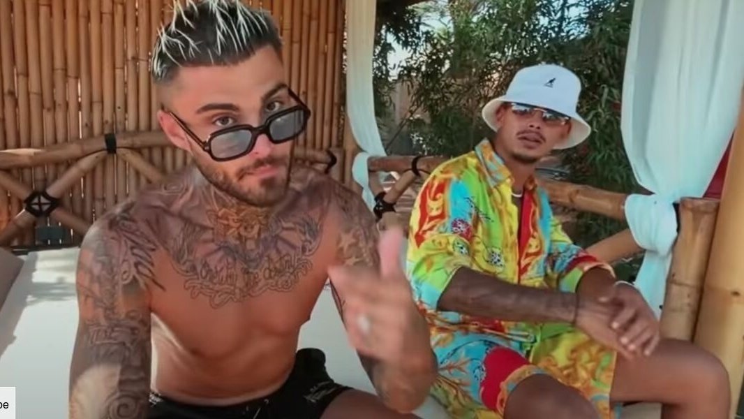 Petition La Chanson De Bebew Sur Instagram Change Org