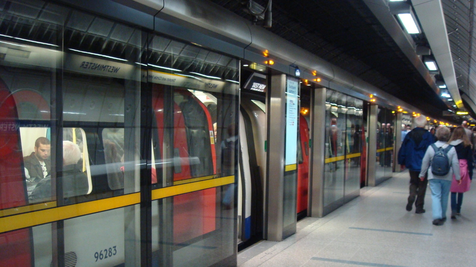 Petition · Have glass barriers installed at every busy London