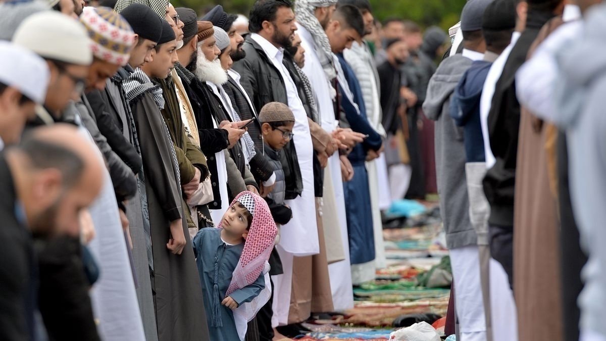 Petition Make Eid An Official School Holiday In Tustin Unified School Petition Make Eid An Official School Holiday In Tustin Unified School