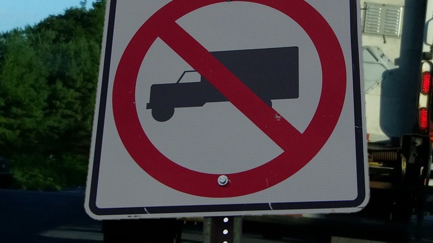 Petition · Don't allow Tractor Trailers in Stover Mill of Warwick, PA