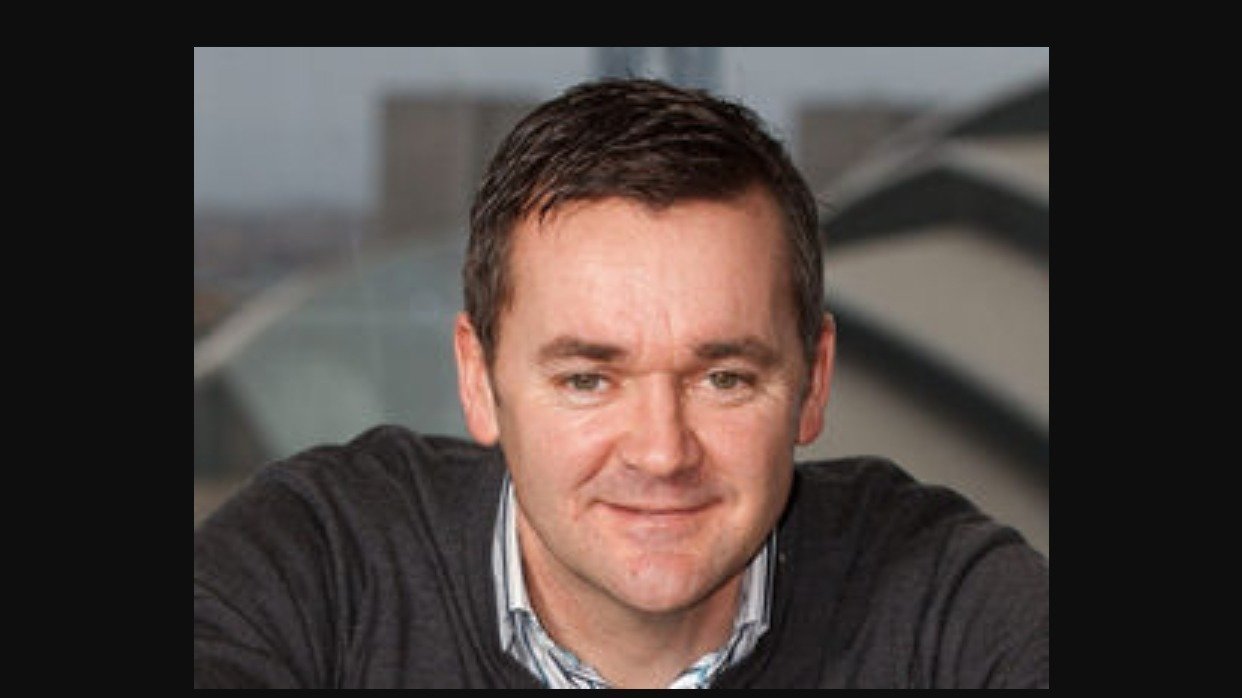 Petition · Remove Andy Walker NOW from commentating on sky sports