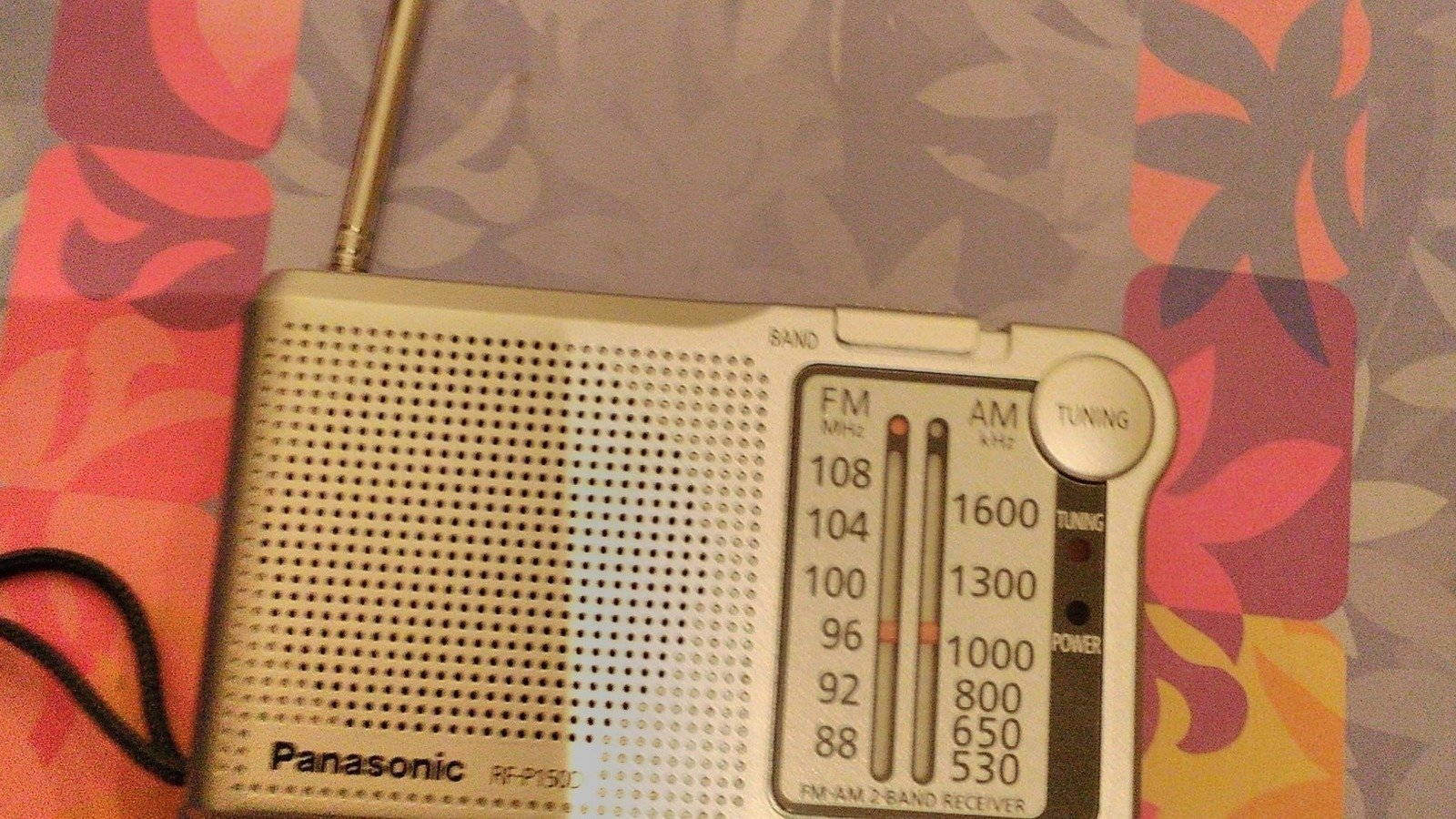 Petición · Que Radiolé siga emitiendo en FM en Madrid y no solo en TDT