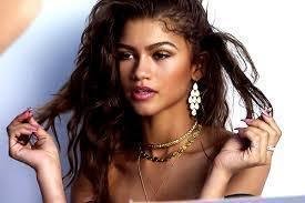 Yashirin kamera porno tualetga qarash