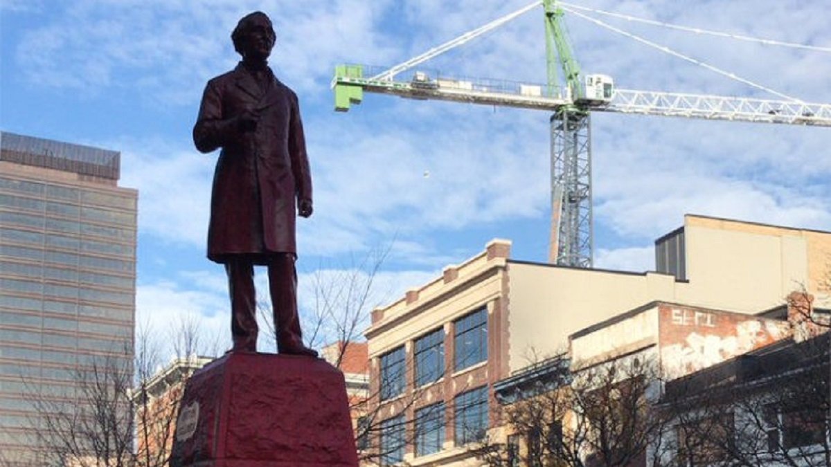 Petition · TAKE DOWN GORE PARK'S MACDONALD STATUE Canada ·
