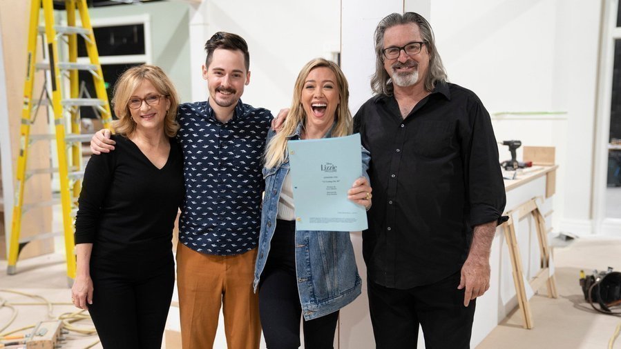 Petition · Save the Lizzie McGuire Reboot! · Change.org