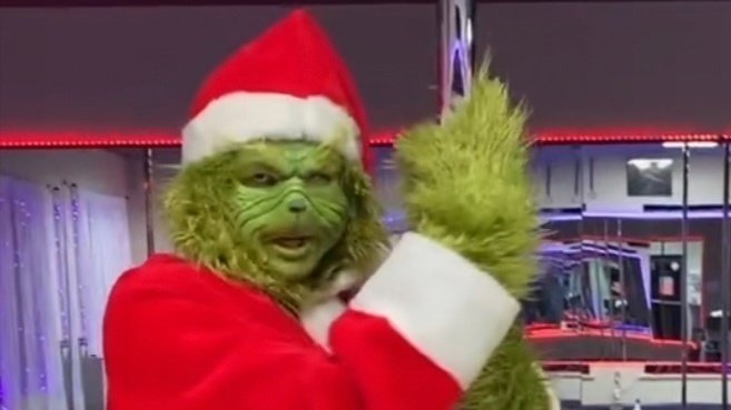 Petition · Netflix to re-add the 2000 Grinch · Change.org