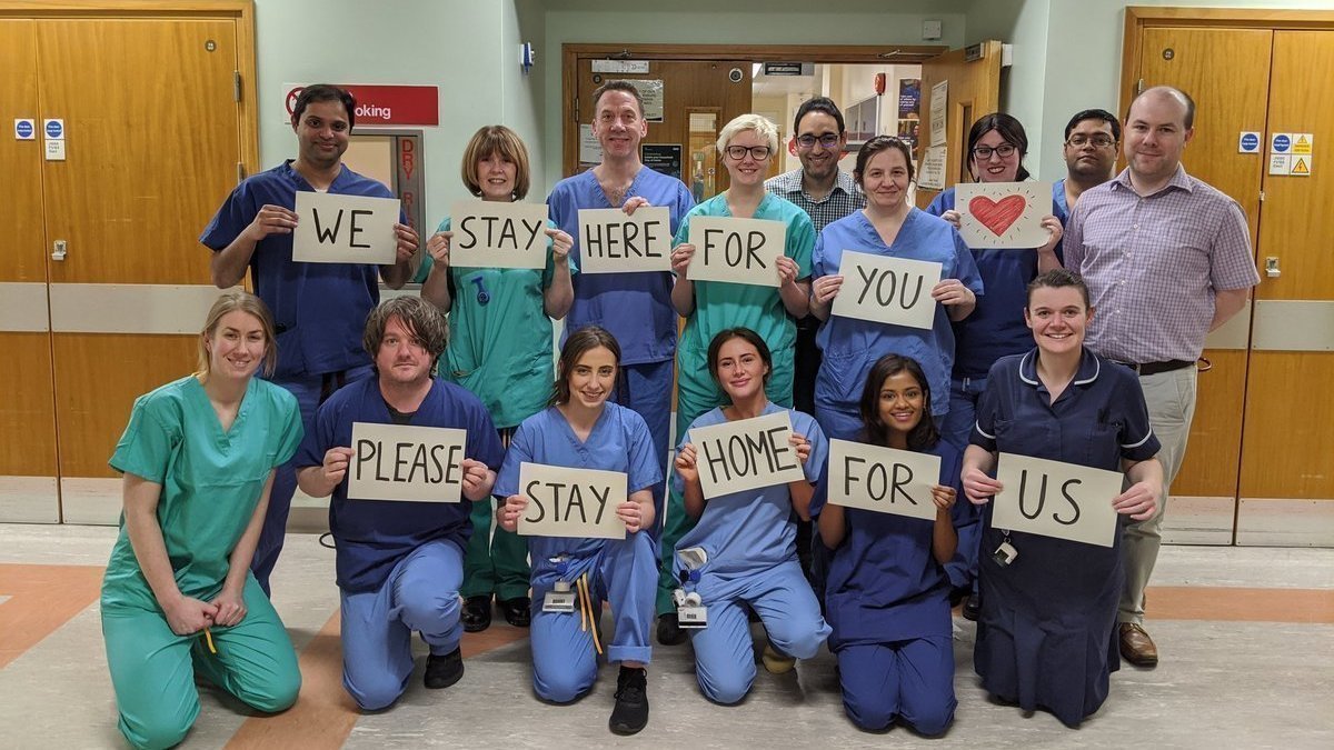 Petition NHS And Other Front Line Workers Should Be Paid Extra For