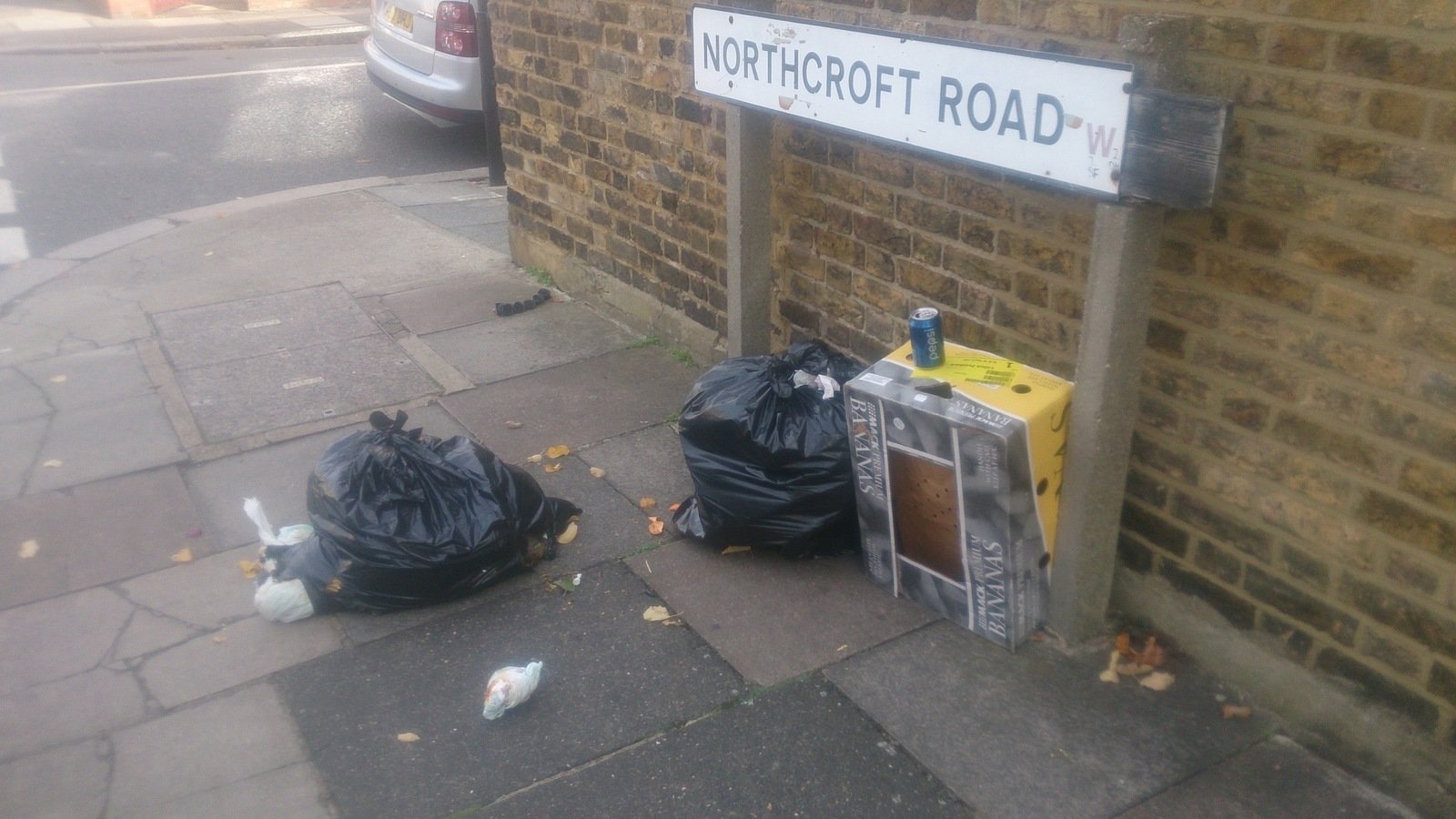 Petition · Fly Tipper's Rubbish Ealing Council, you can do better