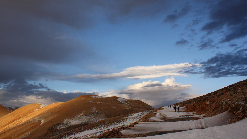 Pétition · Kornet Al Sawda : Saving the highest mountain peak in the ...