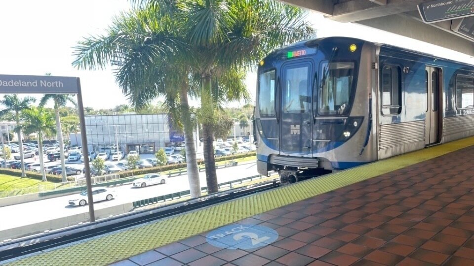 petition-extend-the-metrorail-train-system-across-miami-united
