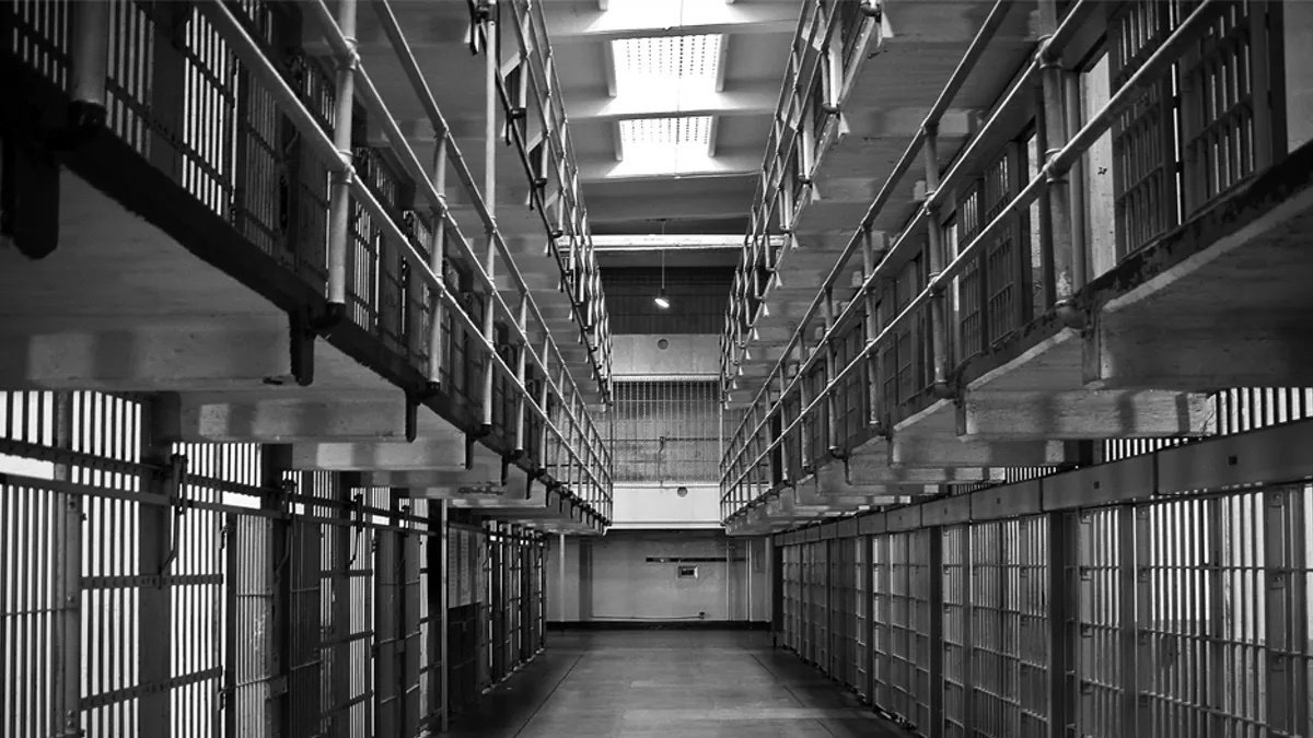 Petition · End private prisons in the southeastern United States United States ·