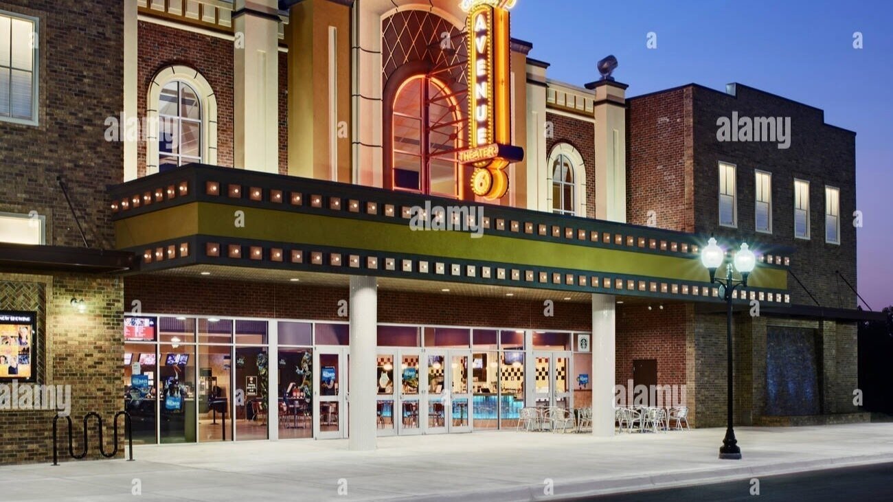 Petition · New movie theatre in Prattville! United States ·