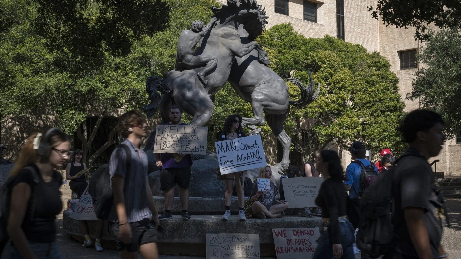 Petition · Protect Free Speech on College Campuses in Texas - United ...
