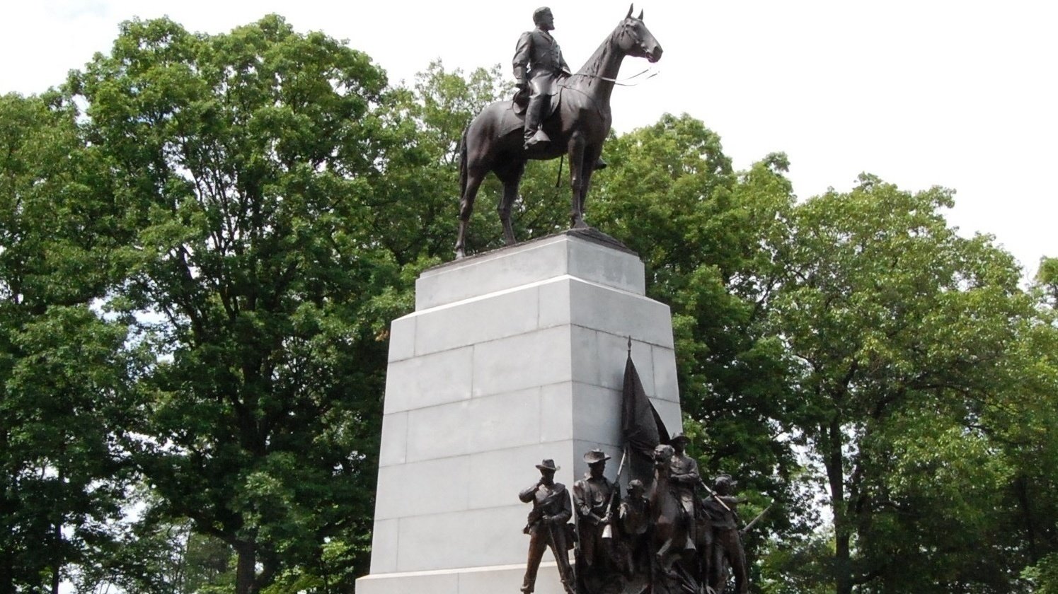 Petition · Keep Confederate statues protected United States ·