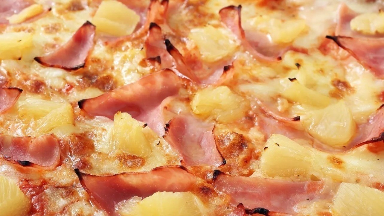Petition · Pineapples don’t belong on pizza ·