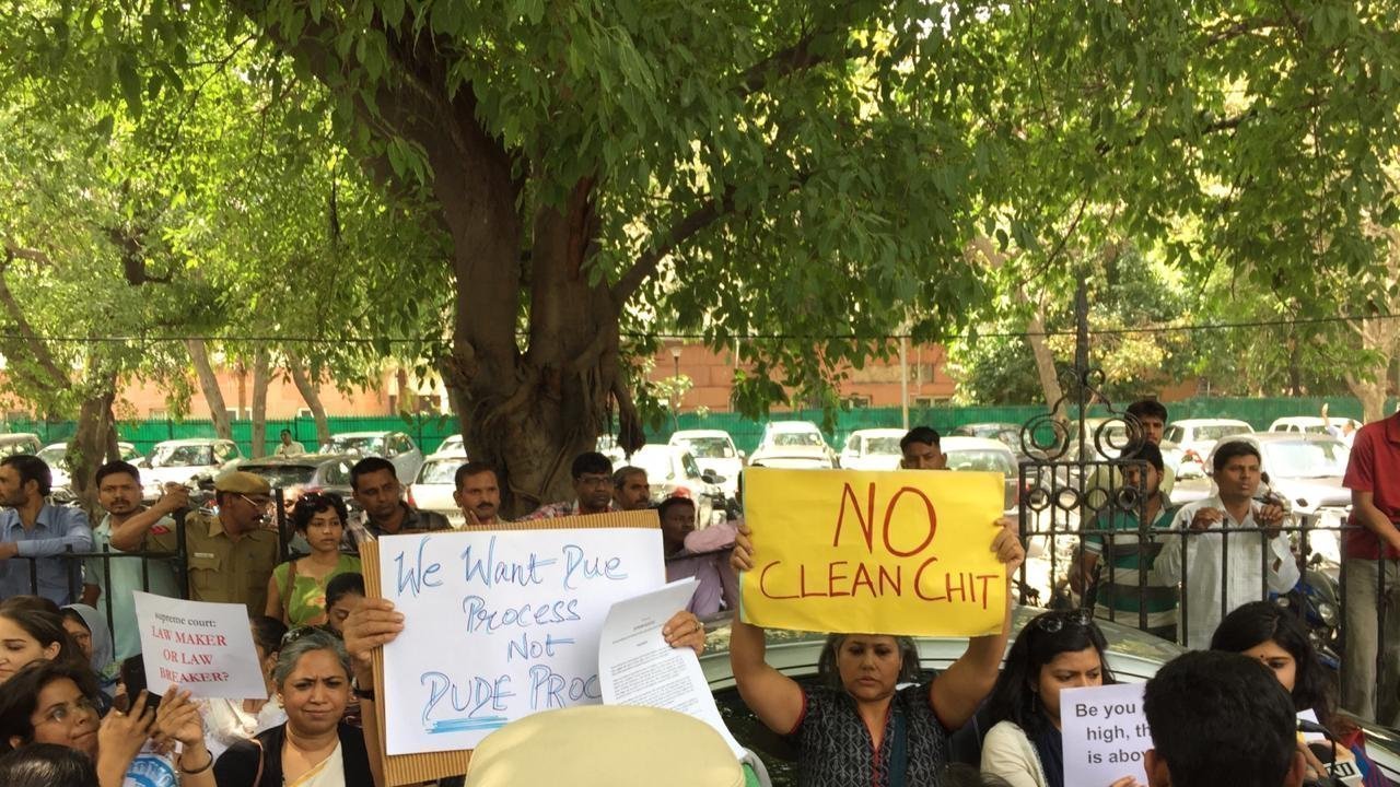 supreme court secretary general