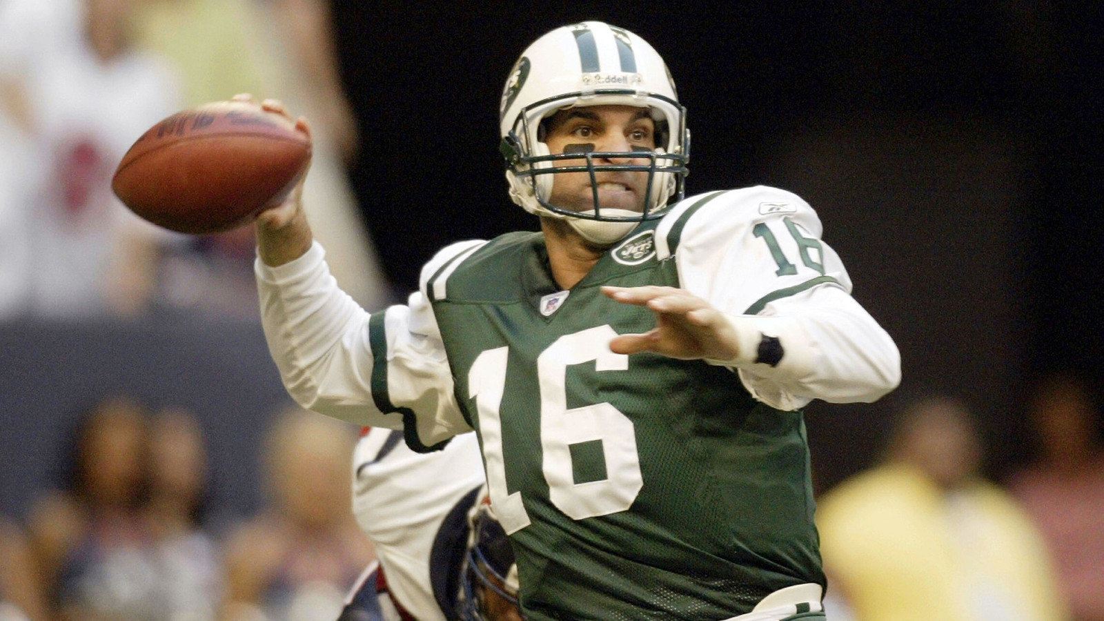 how old is vinny testaverde - Ilustrasi 2