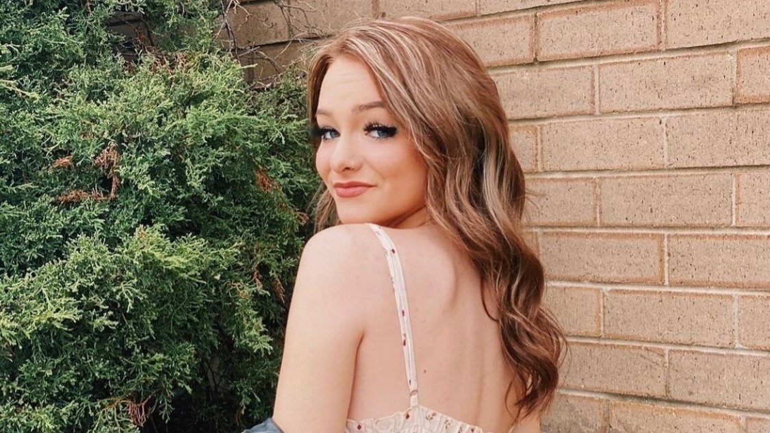 Petition · Zoe not to get banned on tiktok - Australia · Change.org