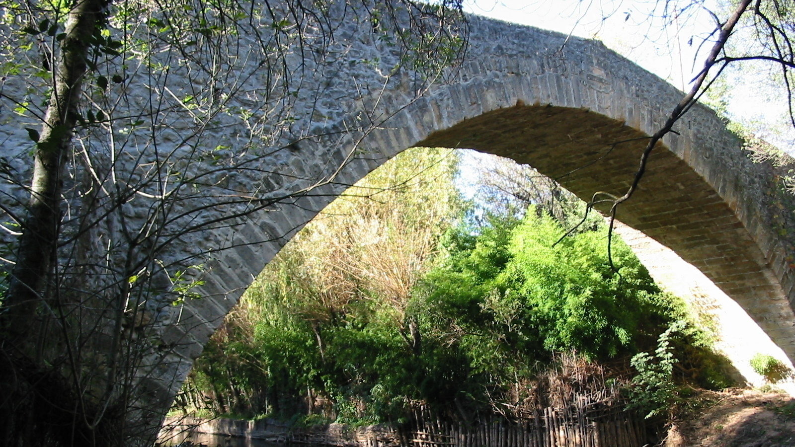 Cirque Aix En Provence Pont De L'arc Pétition · Sauver le site cézannien du Pont des trois Sautets à Aix-en