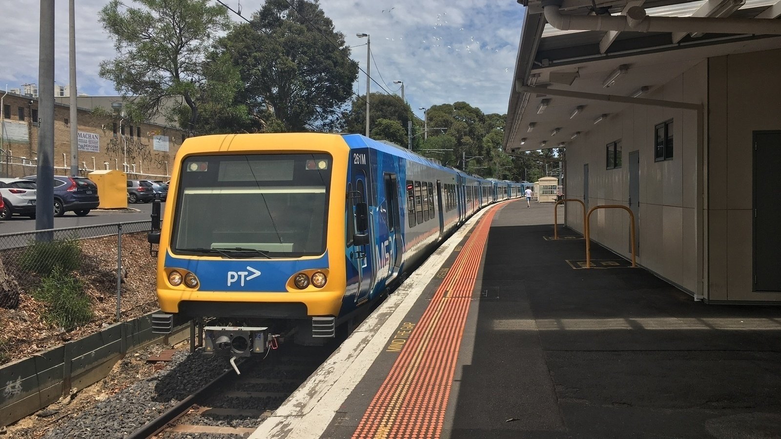 Petition · Install a “Doors Closing, Please Stand Clear” announcement on Melbourne’s trains and