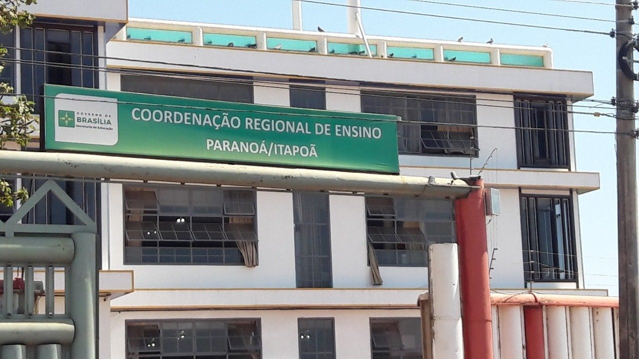 Abaixoassinado · RESTITUA O COORDENADOR REGIONAL DE ENSINO À CRE DO PARANOÁ E ITAPOÃ · Abaixoassinado · RESTITUA O COORDENADOR REGIONAL DE ENSINO À CRE DO PARANOÁ E ITAPOÃ ·