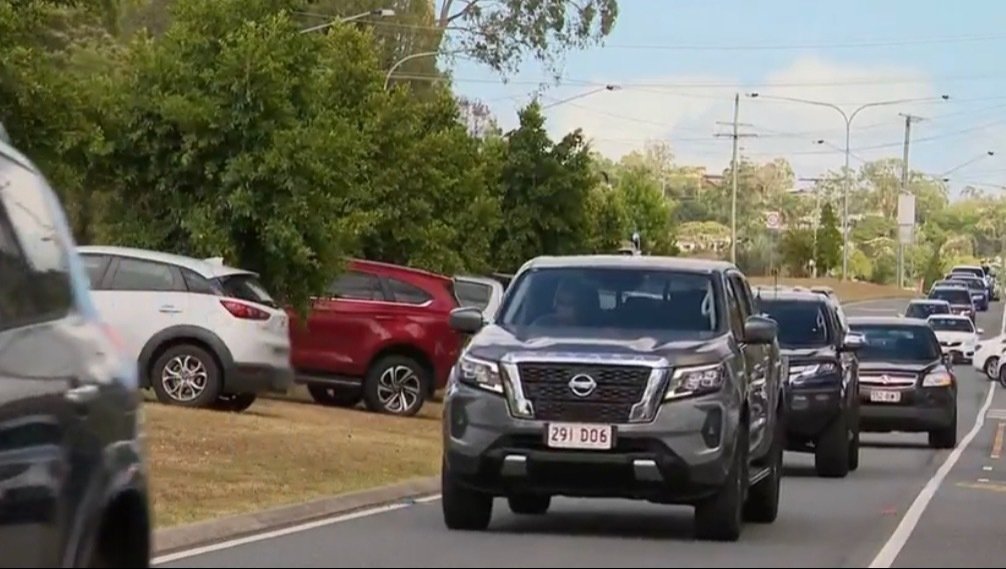 Petition · Turn the grassed median strip into safe parking spaces for