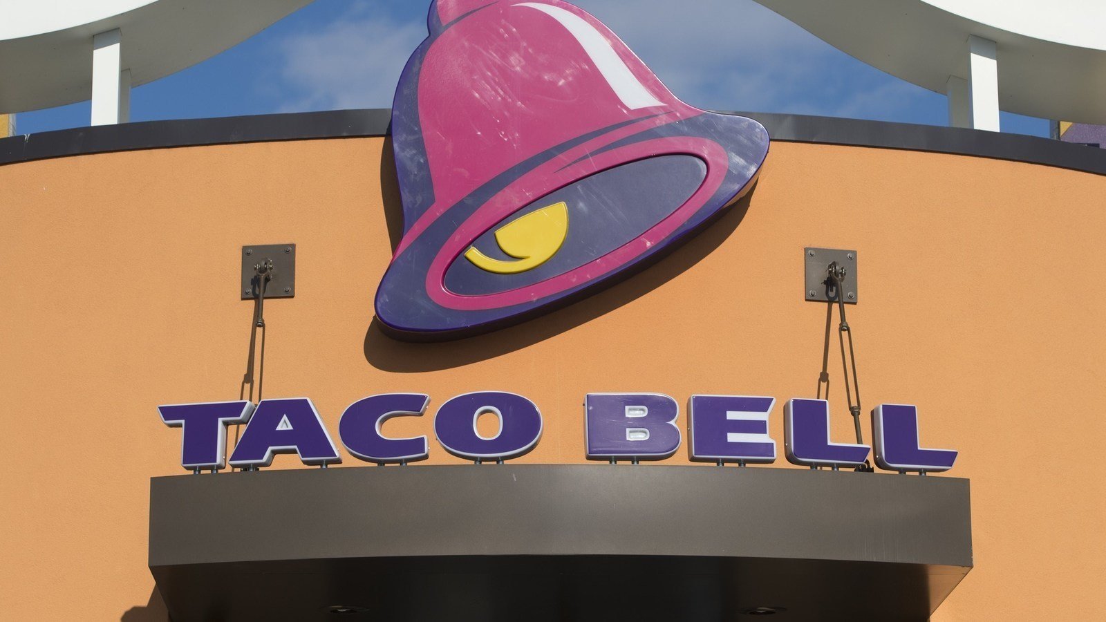 Petition · Ban Plastic Straws in Taco Bell! United States ·