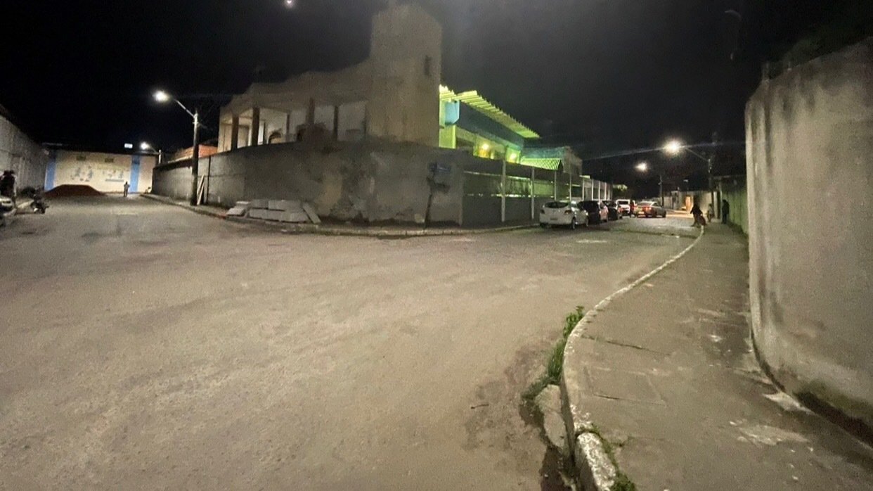 Abaixoassinado · PADRE PROPÕE FECHAMENTO DE RUA DOIS DE JULHO COM O OBJETIVO DE CONSTRUIR UMA