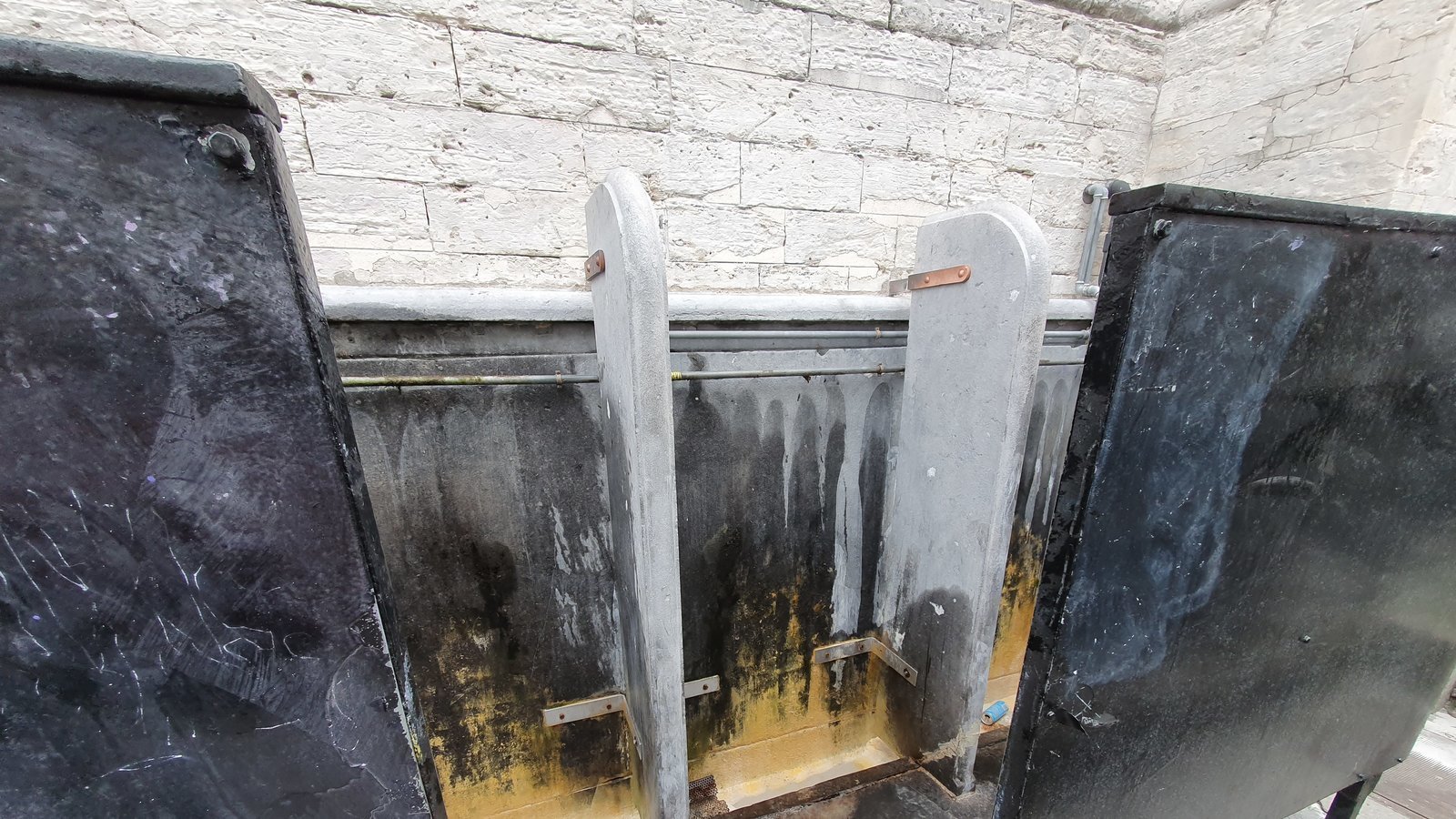 Petition · Remove the urinal from the wall of the St. Catherine's