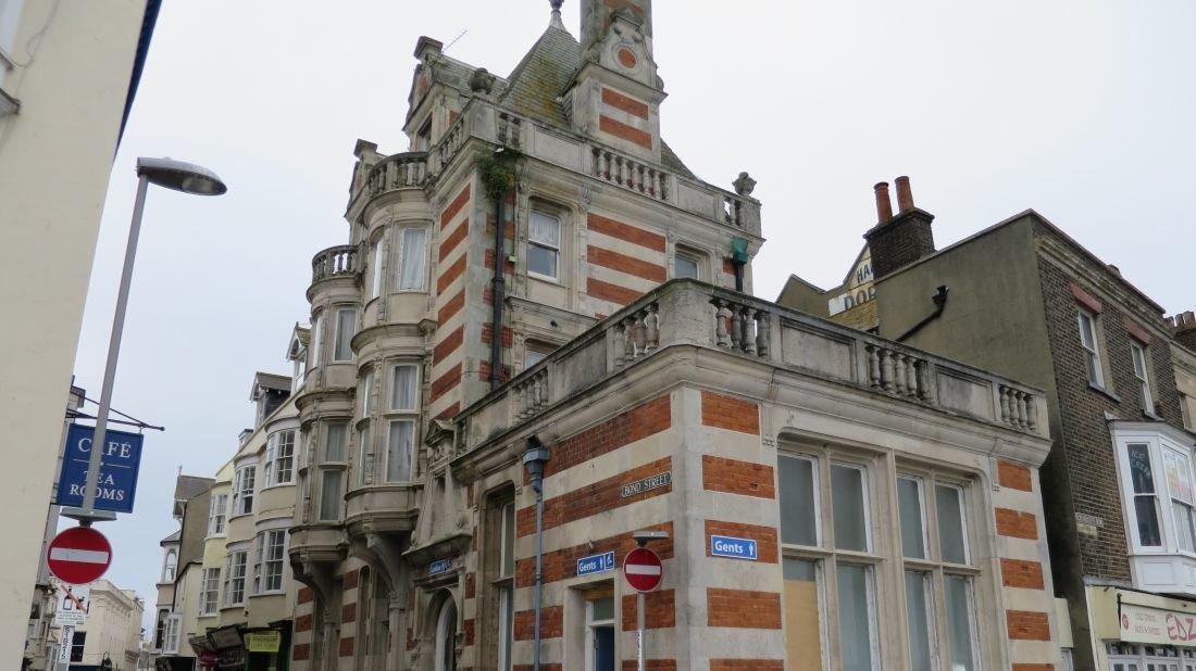 Petition · Provisional Toilet Facilities in Weymouth Town Centre