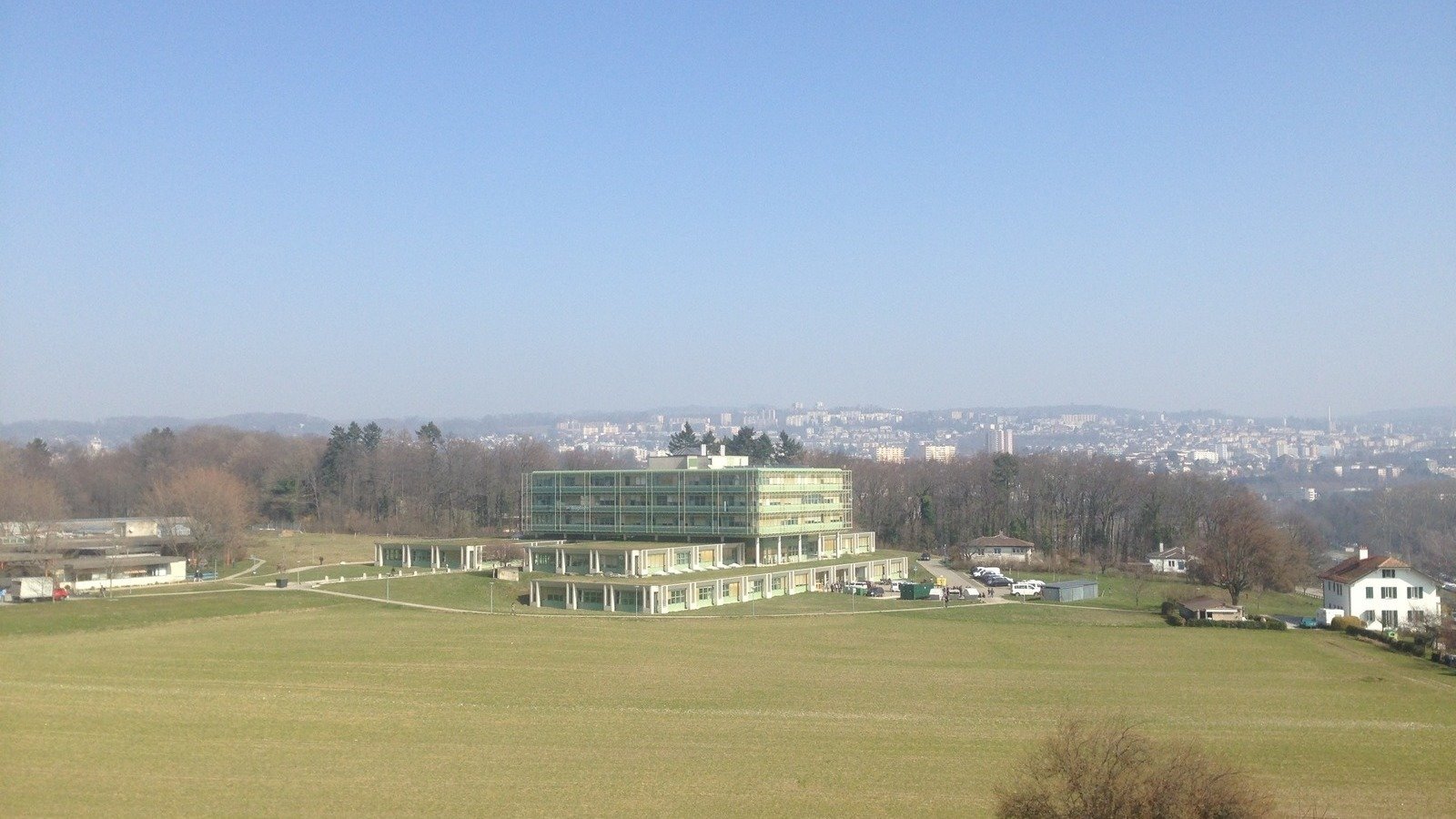 Petition · UNIL academic researchers need affordable health insurance and a  salary adjustment.// Les chercheurs académiques à l'UNIL ont besoin d'une  assurance santé accessible et d'un ajustement salarial. · Change.org