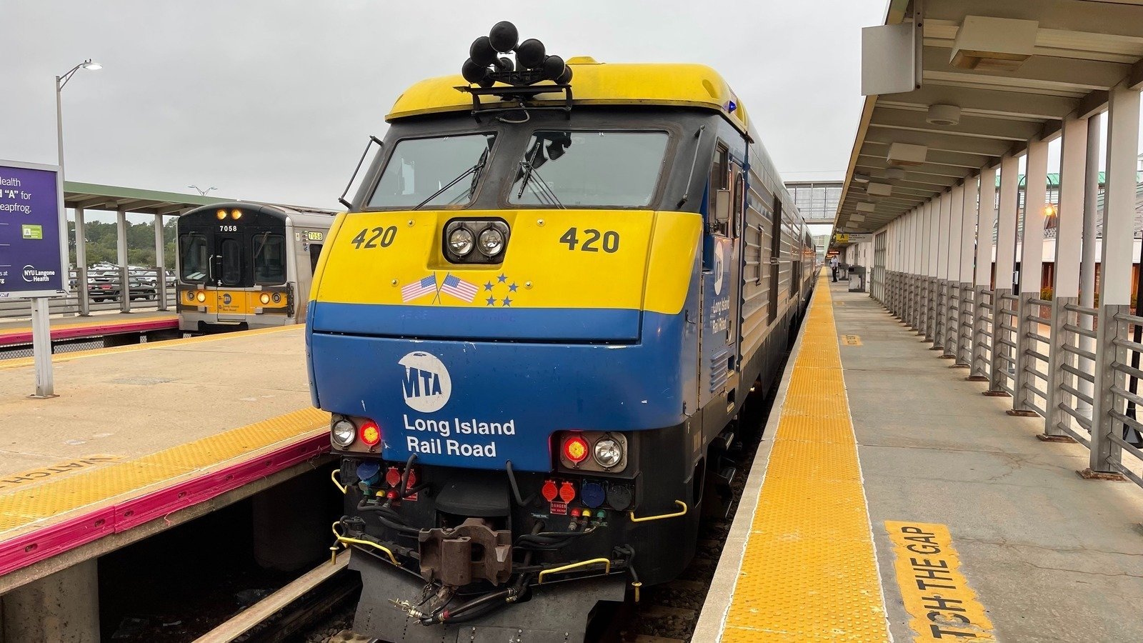 Petition · Push Back the Departure of the Last LIRR Train to the North