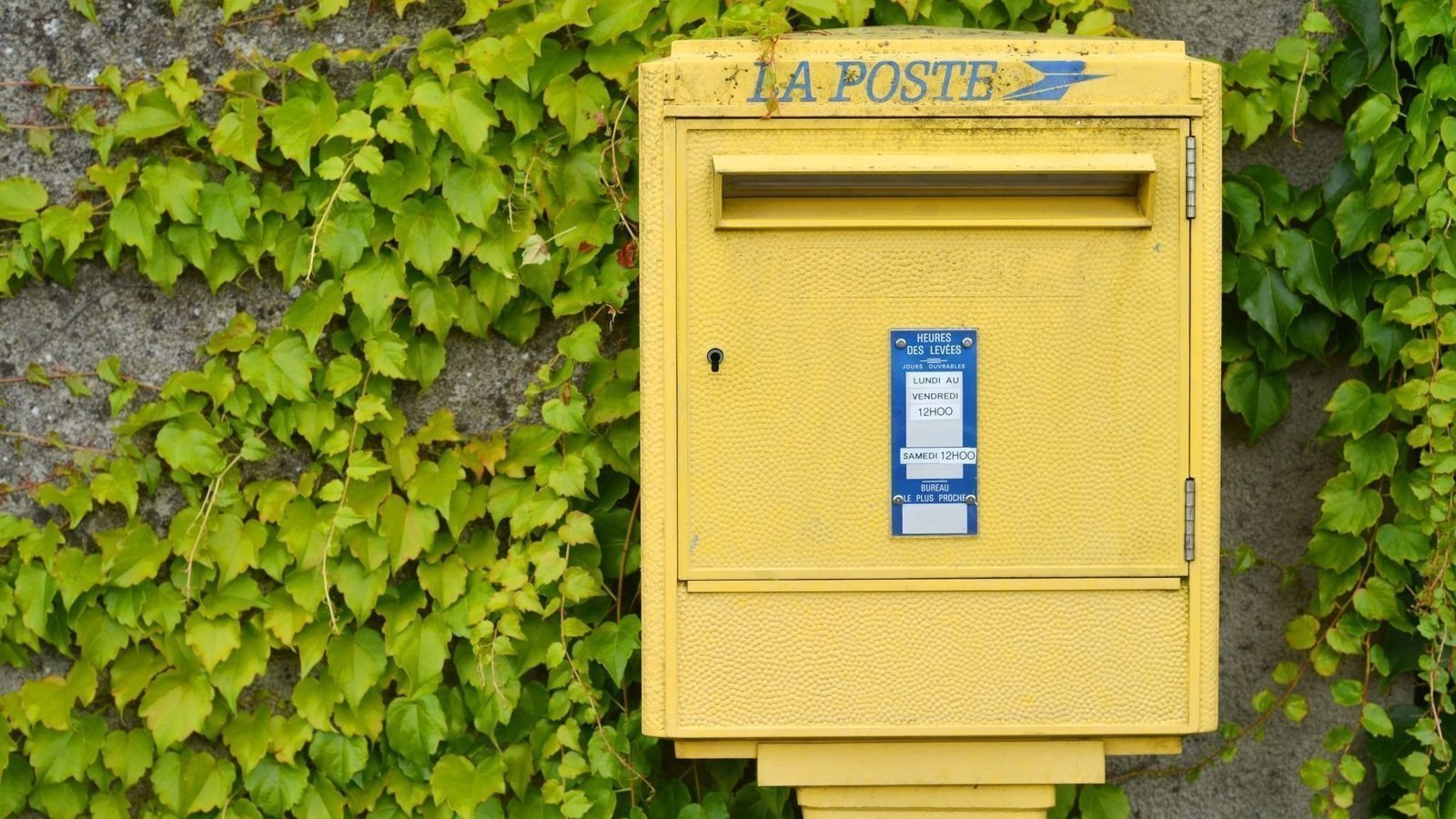 Pétition · Pour le retour des Boites aux Lettres La Poste dans notre village ·