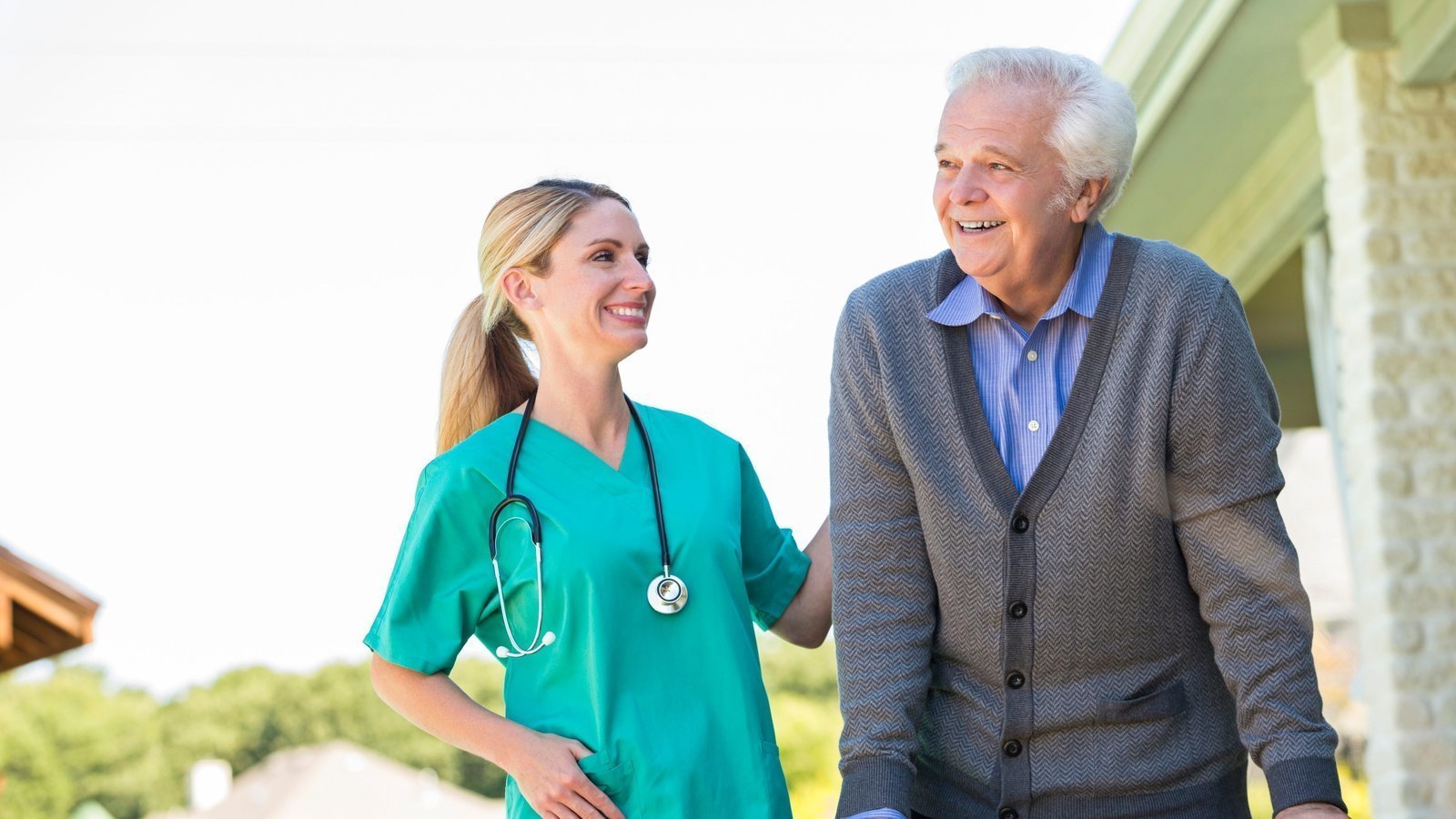 Терапии парк. Пожилые люди паркинсон. Инновационные технологии для инвалидов в реабилитации. Реабилитация при болезни паркинсона pansionat help. Реабилитация при болезни паркинсона pansionat help.